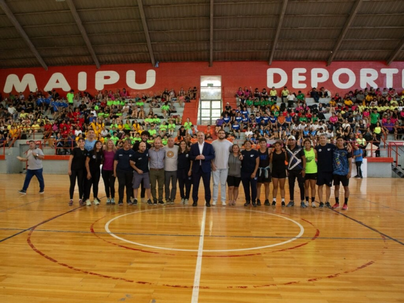 Maipú celebra a sus jóvenes talentos con los Juegos Deportivos Escolares 